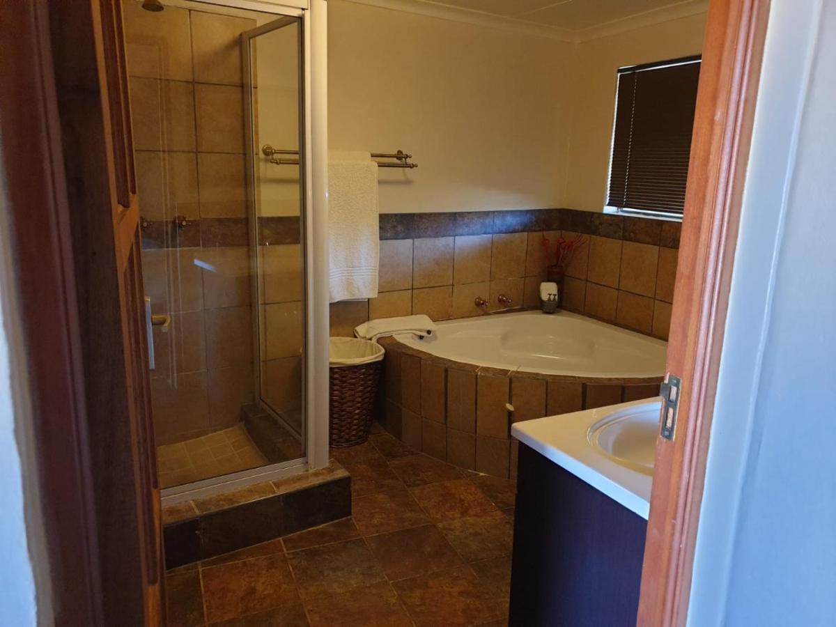 Wag N Bietjie Bush Lodge Heuningneskloof 외부 사진